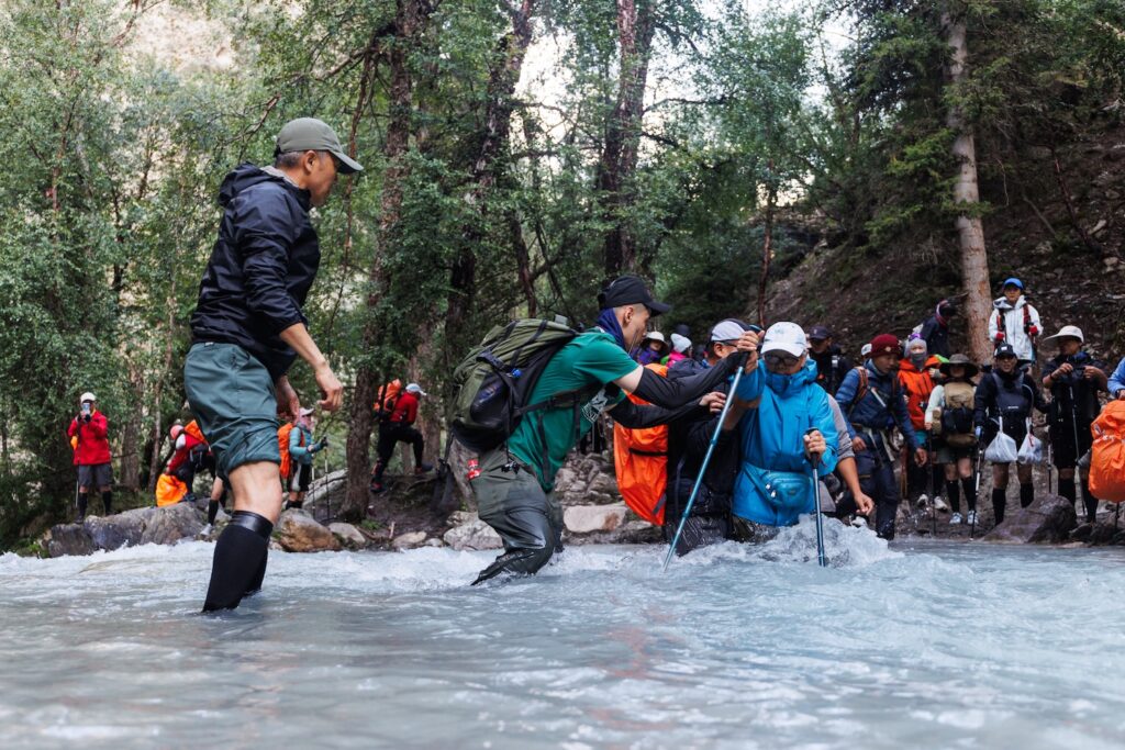 Cross torrents in Tianshan Mountains